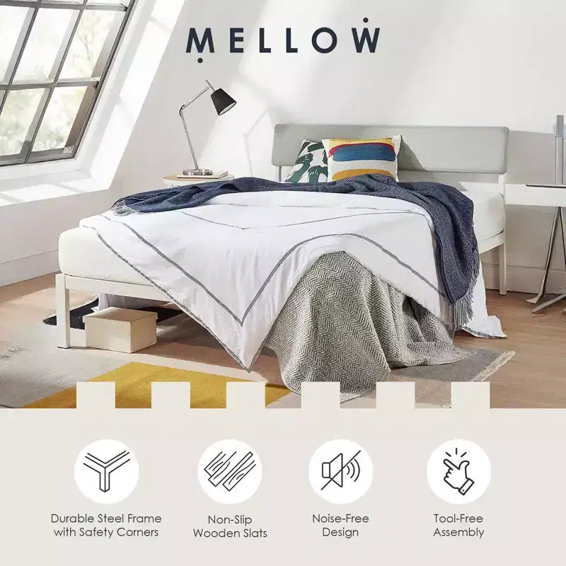 Cadre de lit plateforme en métal et bois avec tête de lit inclinée