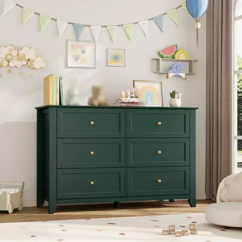 Commode en bois de 120 cm de large avec poignées métalliques ; peut servir de coiffeuse, de meuble TV ou de garde-robe de chambre. Marron