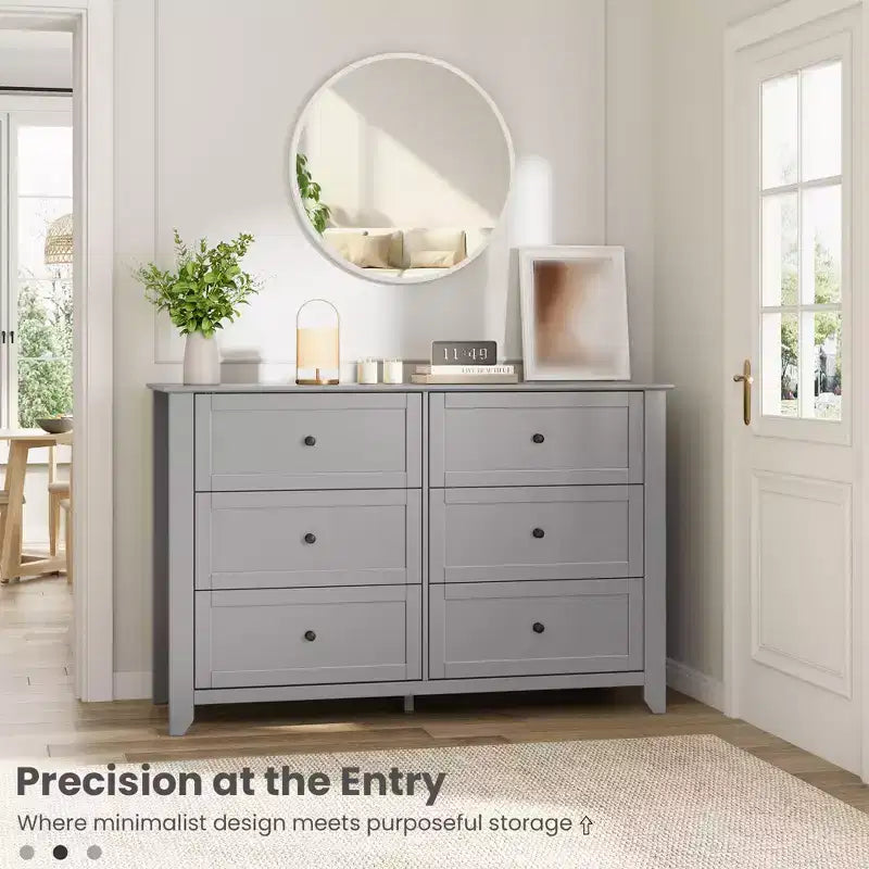 Commode en bois de 120 cm de large avec poignées métalliques ; peut servir de coiffeuse, de meuble TV ou de garde-robe de chambre. Marron