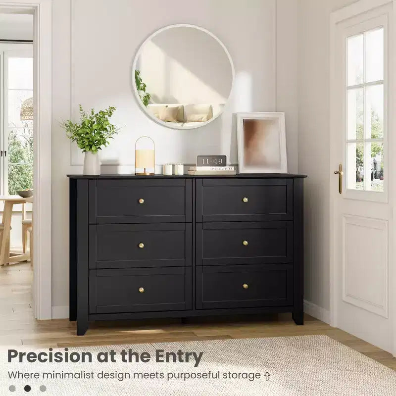 Commode en bois de 120 cm de large avec poignées métalliques ; peut servir de coiffeuse, de meuble TV ou de garde-robe de chambre. Marron