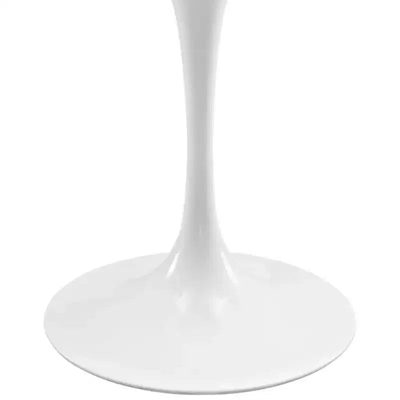Table à manger ovale en bois de 48" avec plateau blanc, design moderne et élégant, pour 4 personnes.