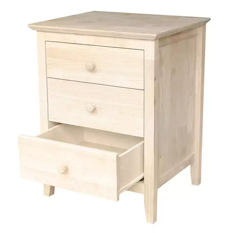 Table de chevet à trois tiroirs